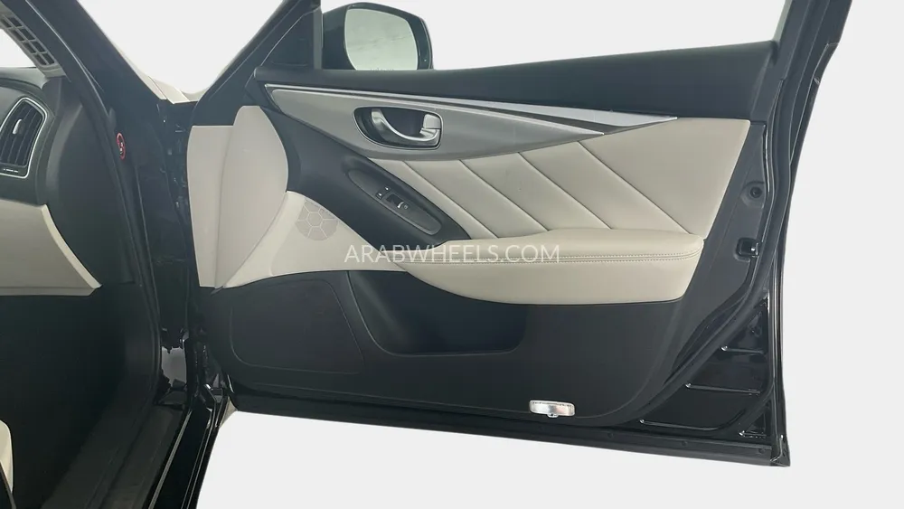 Infiniti Q50 2024 for Sale in Sharjah Image-25