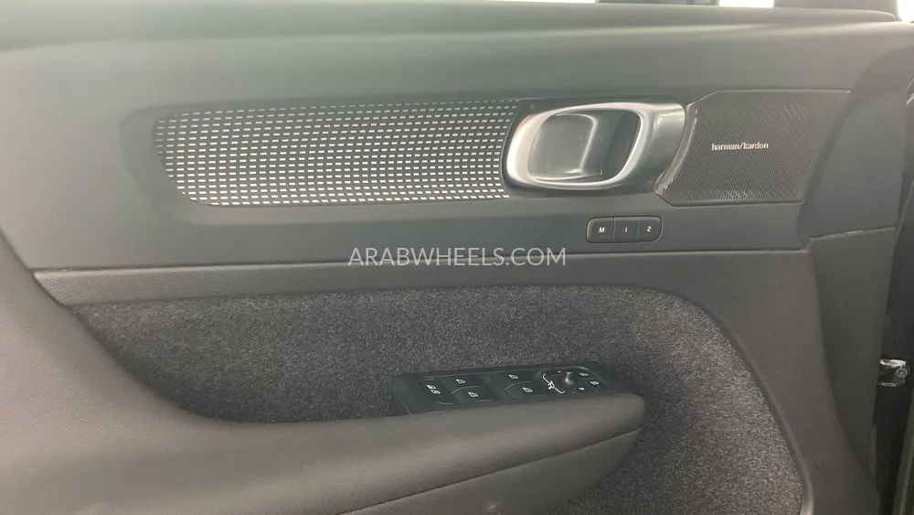 Volvo XC40 2023 for Sale in Dubai Image-28