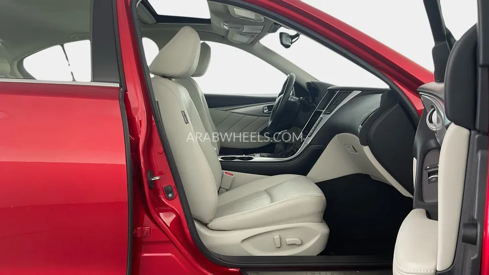 Infiniti Q50 2024 for Sale in Dubai Image-12