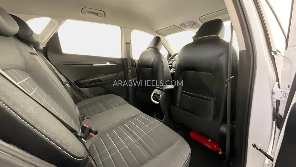 Kia Sonet 2025 for Sale in Dubai Image-25