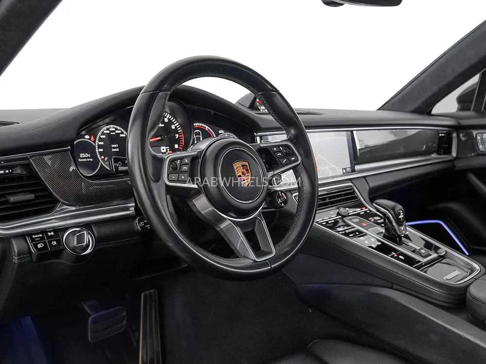 Porsche Panamera 2018 for Sale in Dubai Image-7