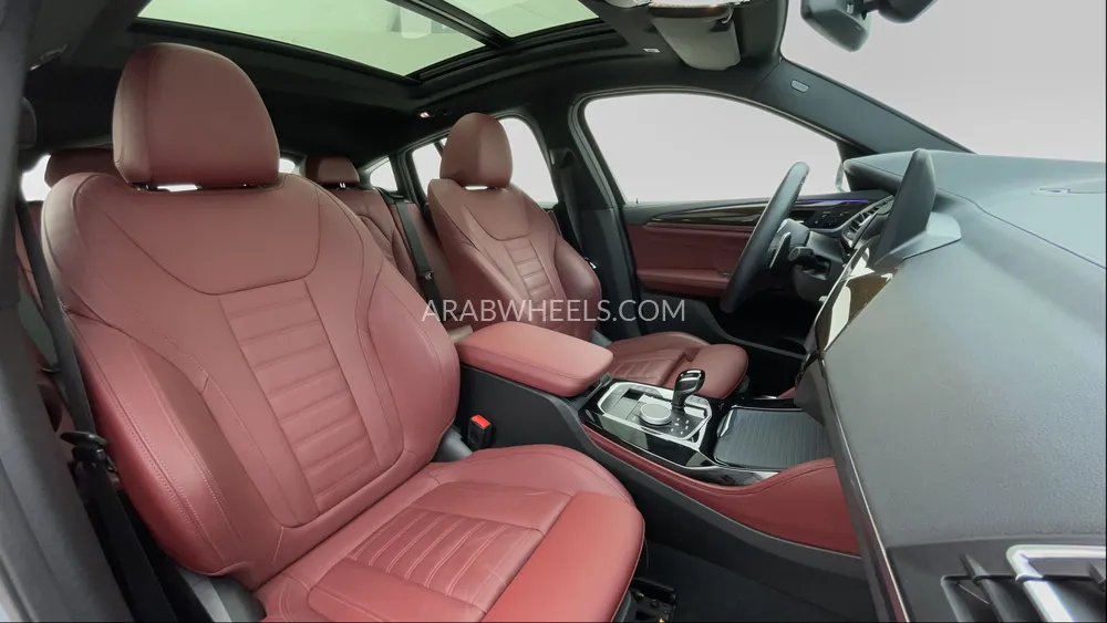 BMW X4 2022 for Sale in Dubai Image-28