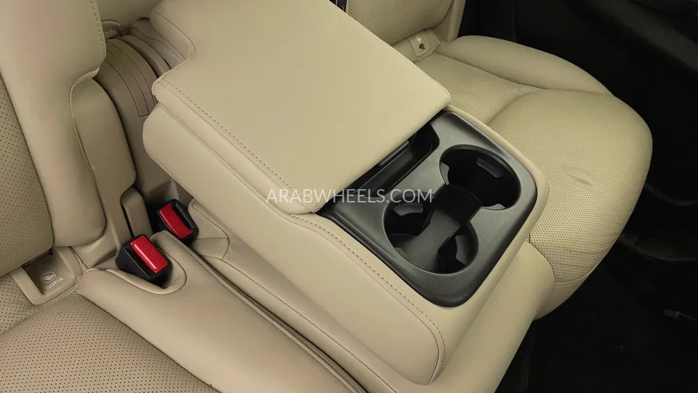 Mazda CX 9 2022 for Sale in Dubai Image-40