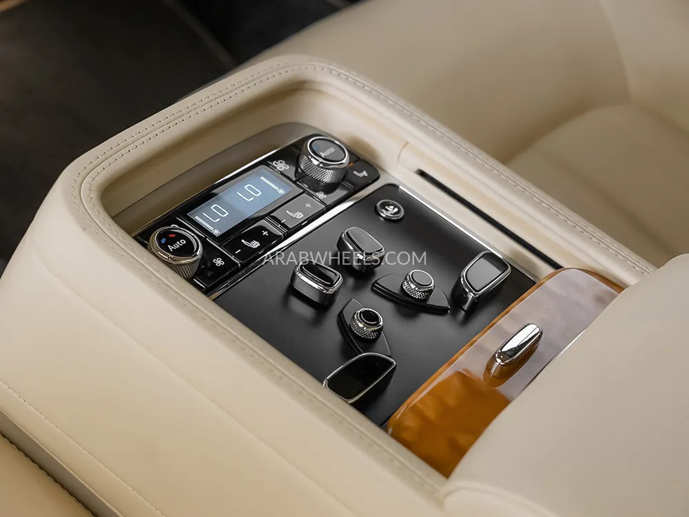 بينتلي مولسان 2015 for Sale in دبي Image-10