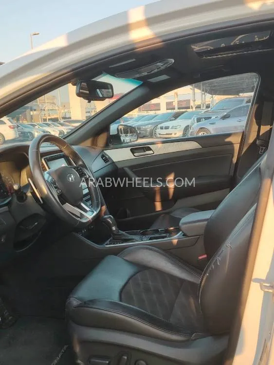 Hyundai Sonata 2018 for Sale in Ajman Image-6