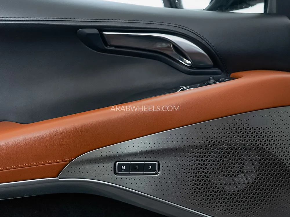 Lotus Emira 2023 for Sale in Dubai Image-12