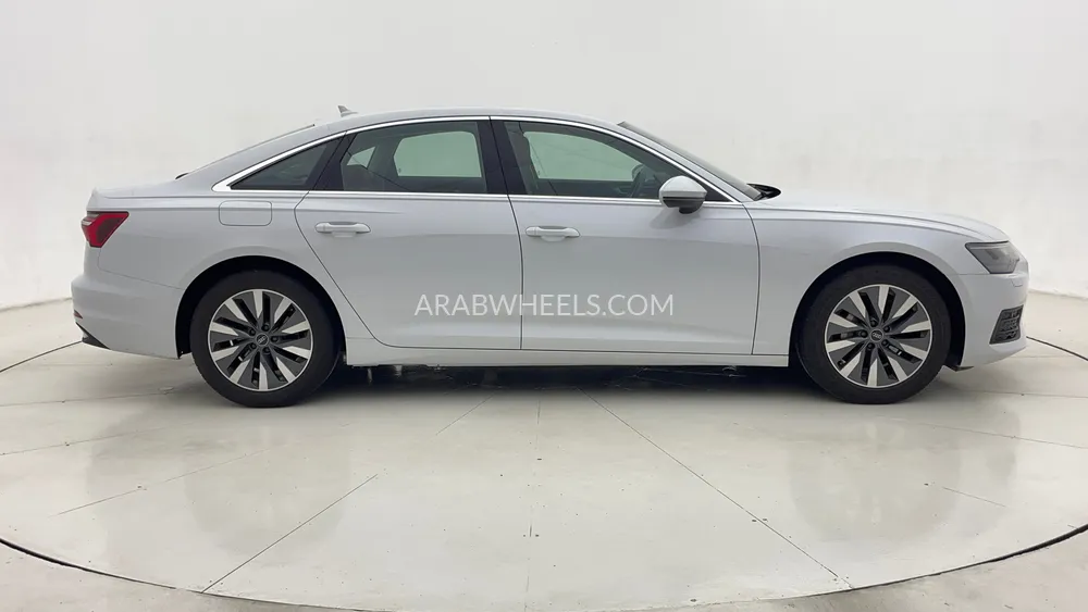 Audi A6 2023 for Sale in Dubai Image-2