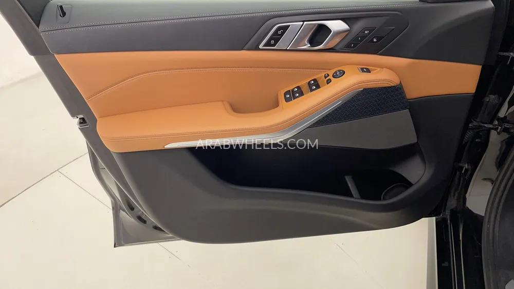 BMW X5 2021 for Sale in Dubai Image-21