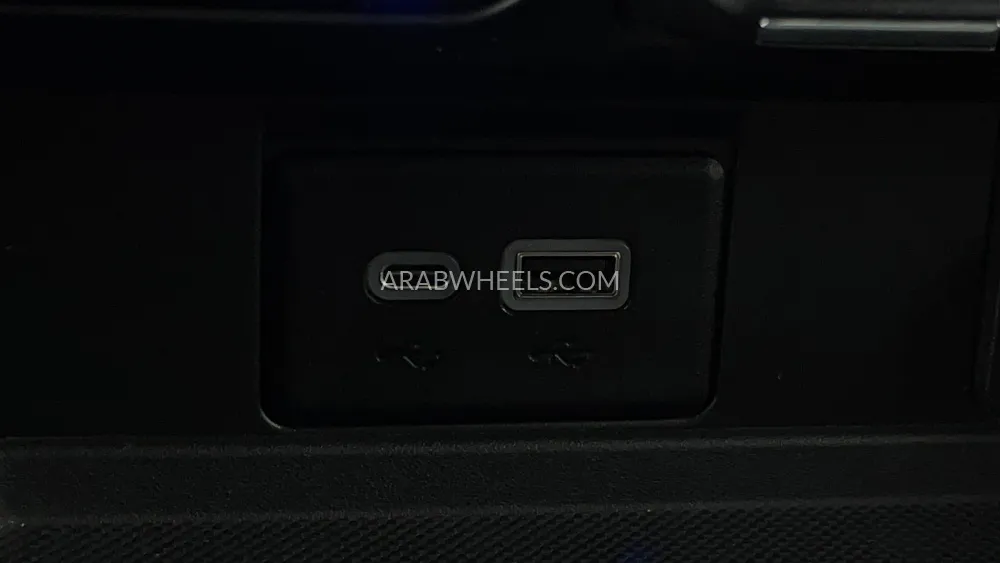 GMC Yukon 2023 for Sale in Dubai Image-64