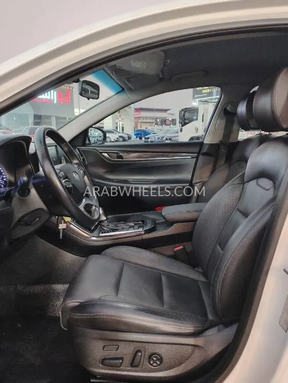 Hyundai Azera 2019 for Sale in Ajman Image-9