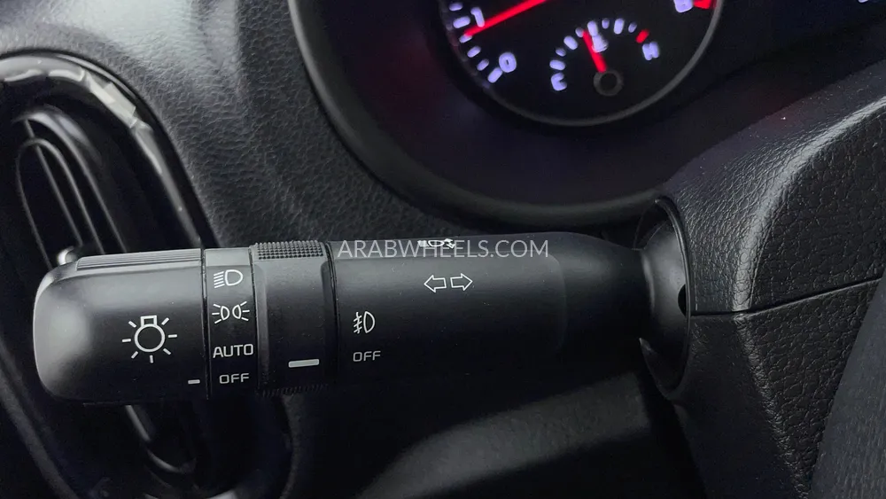 Kia Picanto 2023 for Sale in Dubai Image-36