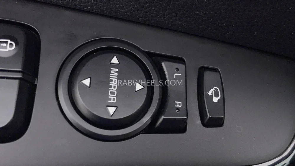 Kia Picanto 2023 for Sale in Dubai Image-40