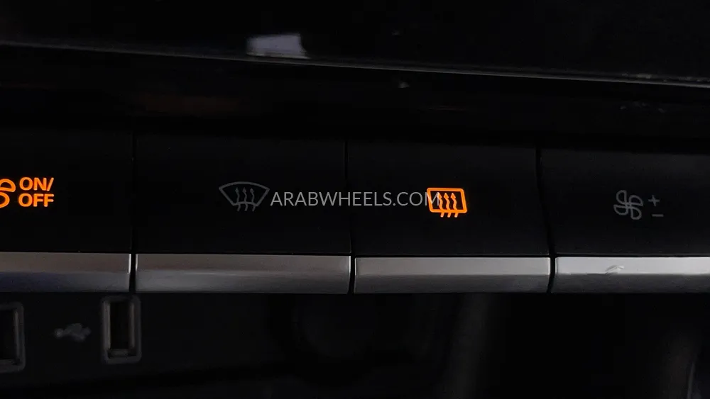 MG ZS 2025 for Sale in Dubai Image-40