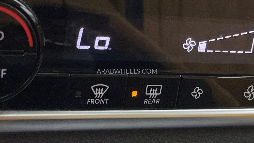 Nissan X-Trail 2023 for Sale in Dubai Image-50