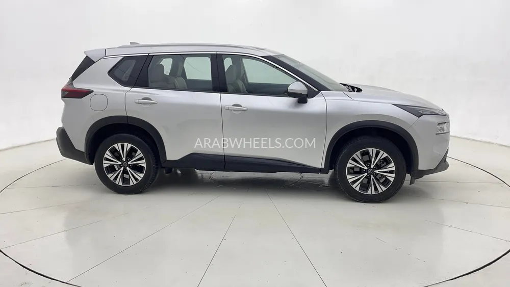 Nissan X-Trail 2024 for Sale in Dubai Image-2
