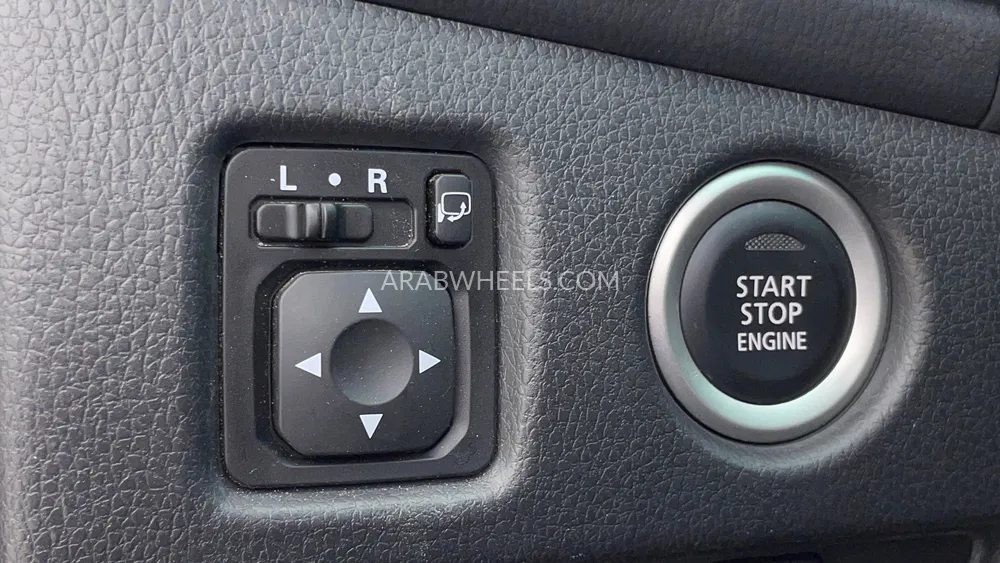 Mitsubishi Montero Sport 2023 for Sale in Dubai Image-45