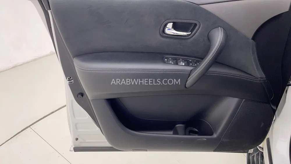 نيسان باترول 2023 for Sale in دبي Image-18