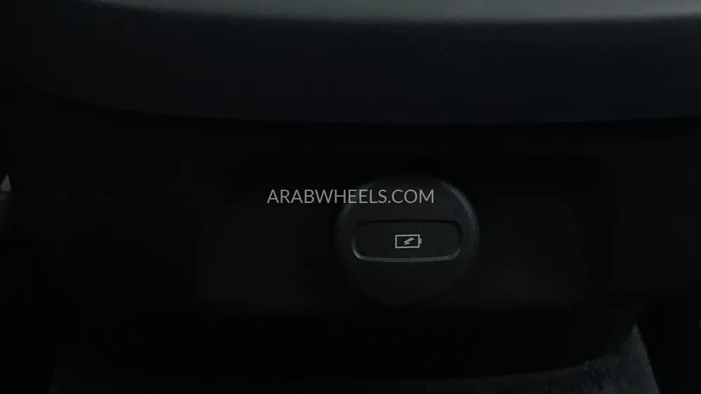 Volvo S90 2023 for Sale in Dubai Image-61