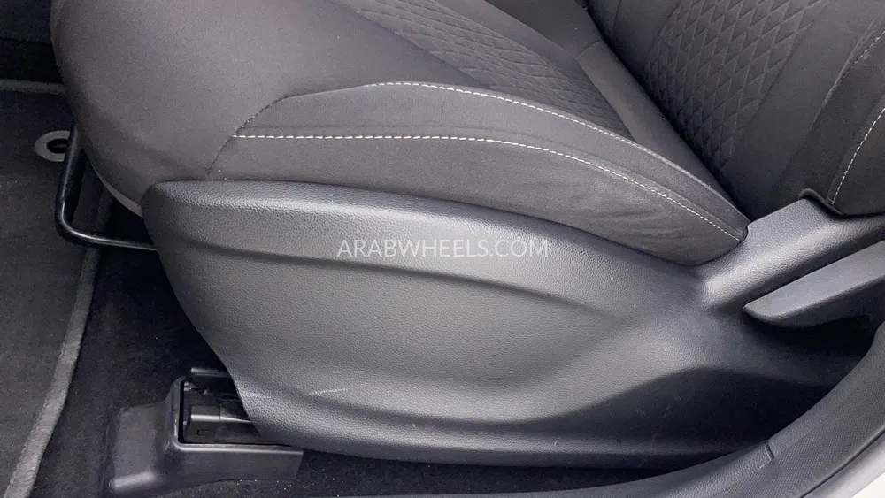 MG 5 2023 for Sale in Dubai Image-18