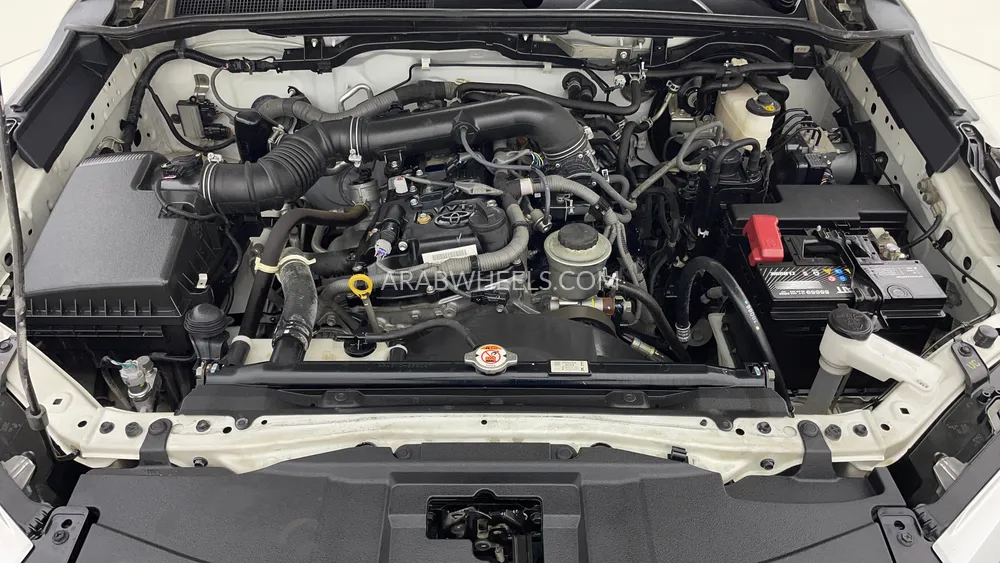 Toyota Fortuner 2024 for Sale in Dubai Image-9