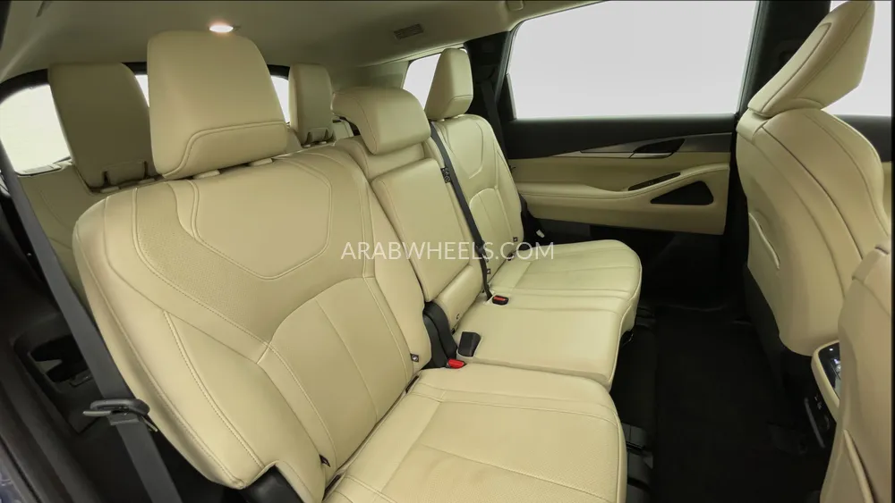 إنفينيتي QX60 2023 for Sale in دبي Image-29