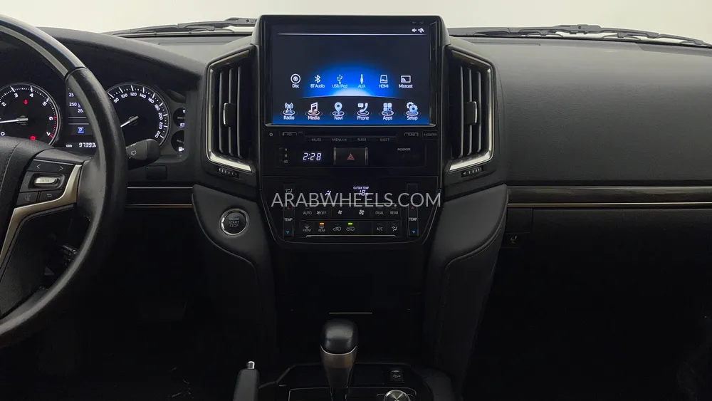 تويوتا لاند كروزر 2021 for Sale in دبي Image-14