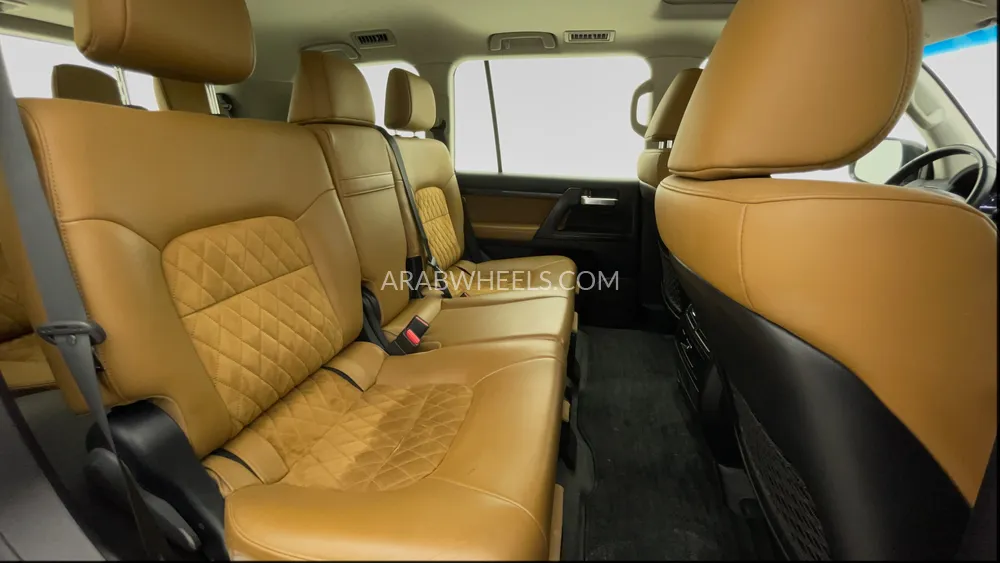 تويوتا لاند كروزر 2021 for Sale in دبي Image-27