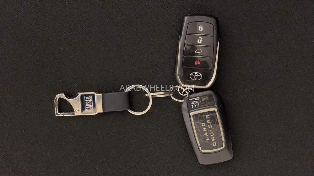 تويوتا لاند كروزر 2021 for Sale in دبي Image-29