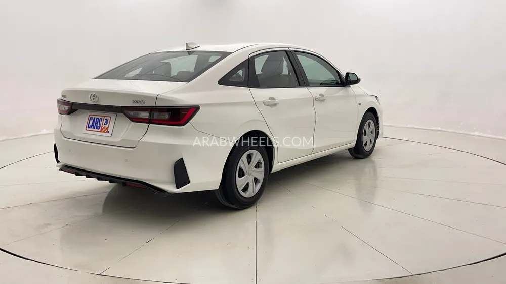 Toyota Yaris 2023 for Sale in Dubai Image-3