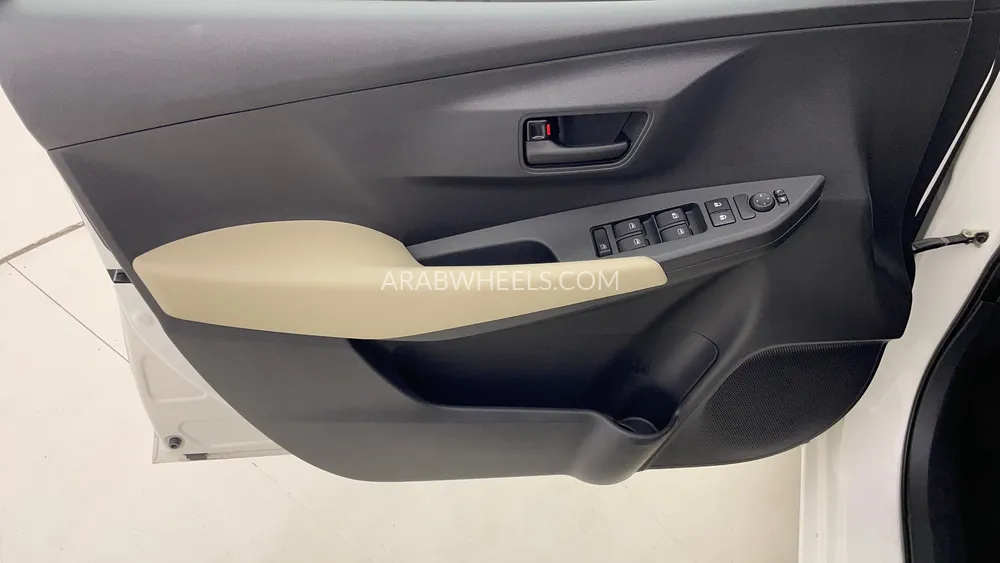 Toyota Yaris 2023 for Sale in Dubai Image-18