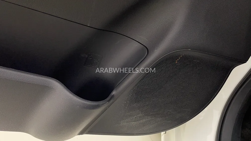 Toyota Yaris 2024 for Sale in Dubai Image-20