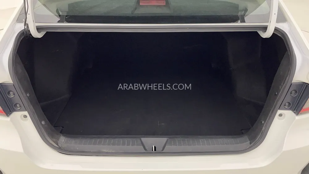 Toyota Yaris 2024 for Sale in Dubai Image-24