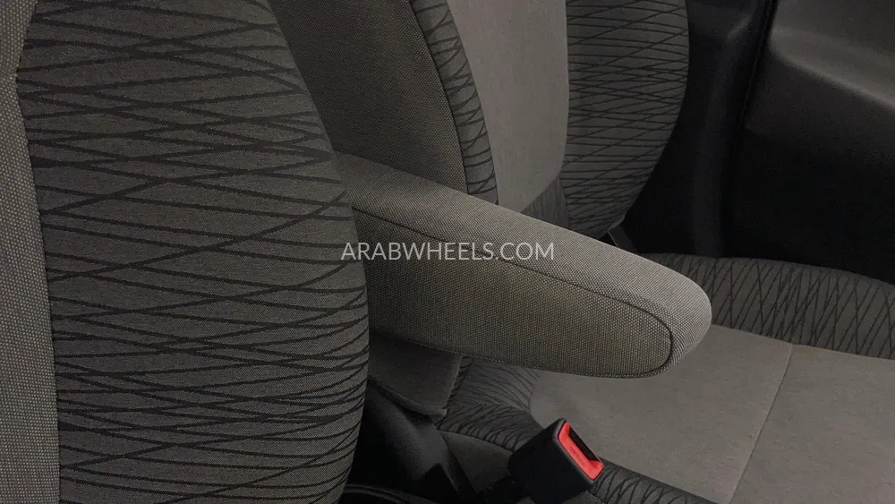 Kia Pegas 2024 for Sale in Dubai Image-32