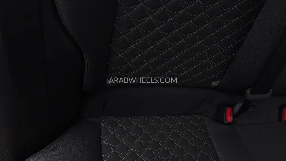 Toyota C-HR 2023 for Sale in Dubai Image-37