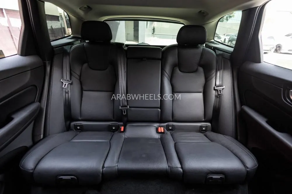 Volvo XC60 2024 for Sale in Dubai Image-21