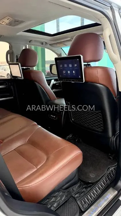 Toyota Land Cruiser 2021 for Sale in Abu Dhabi Image-14