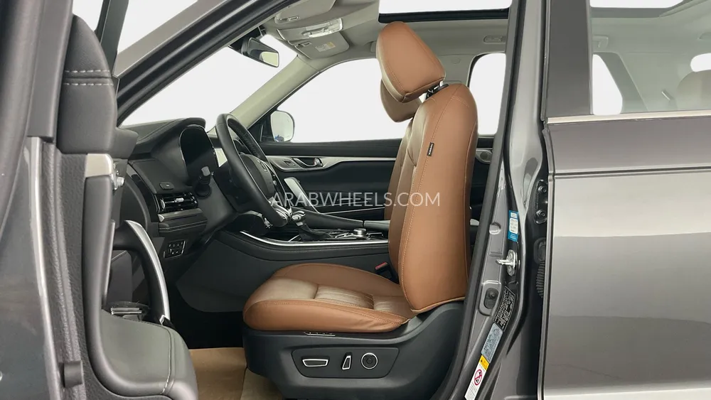 Changan CS95 2022 for Sale in Sharjah Image-13