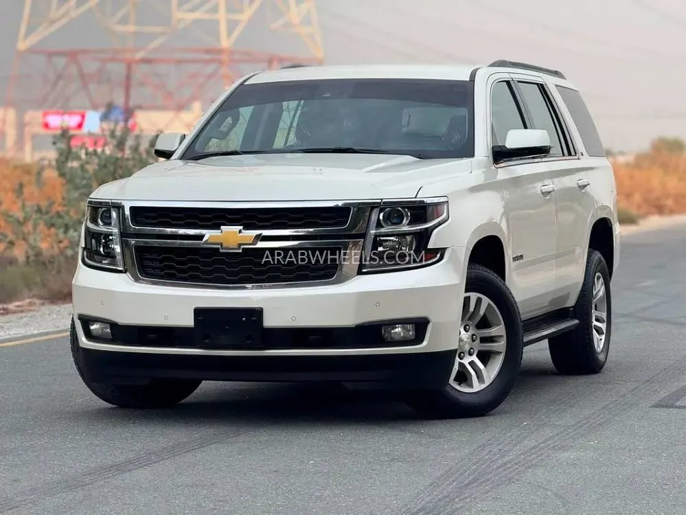 Chevrolet Tahoe 2015 for Sale in Sharjah Image-4