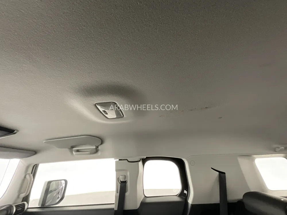 Toyota FJ Cruiser 2020 for Sale in Dubai Image-29