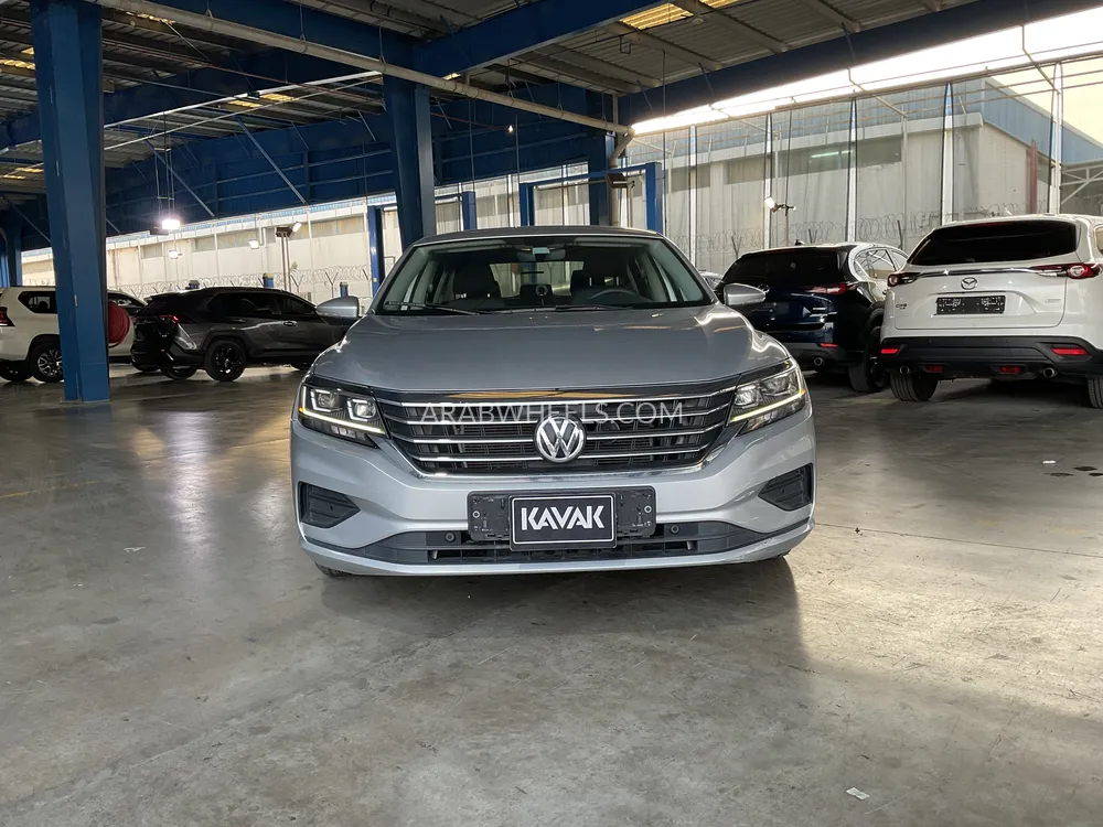 Volkswagen Passat 2021 for Sale in Sharjah Image-3