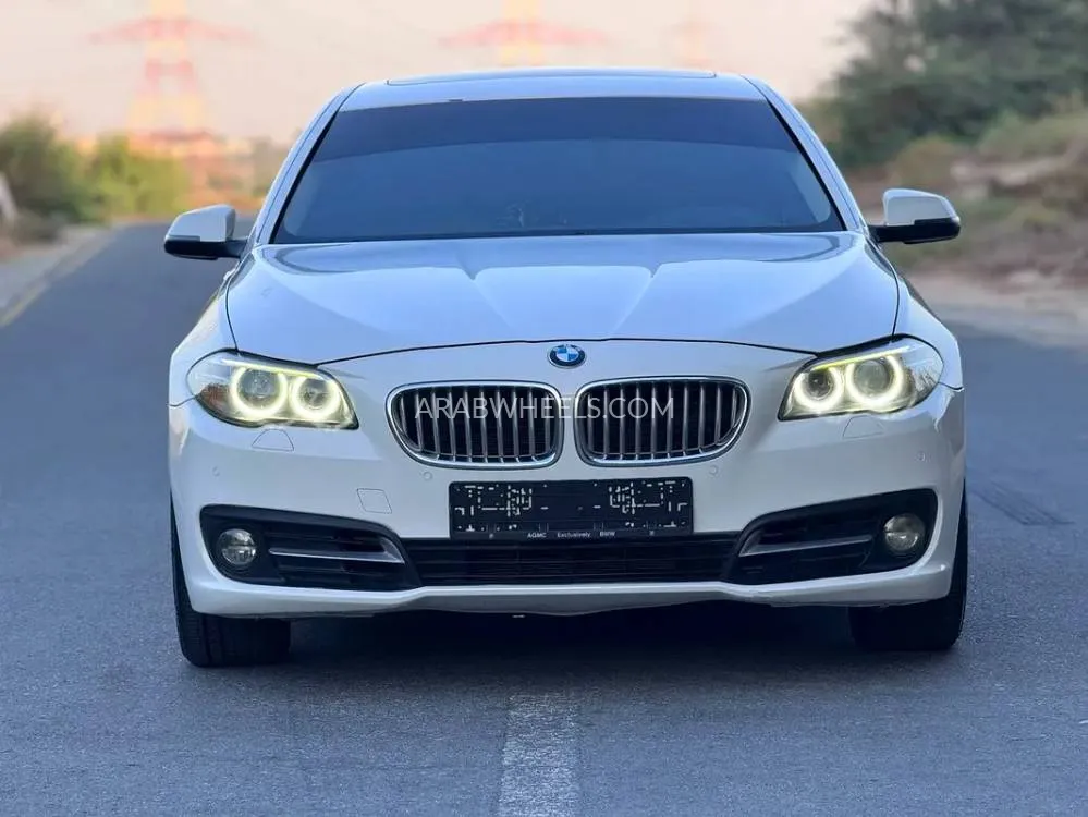BMW 5 series 2016 for Sale in Sharjah Image-2