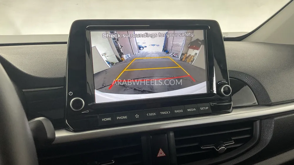 Kia Picanto 2023 for Sale in Dubai Image-13