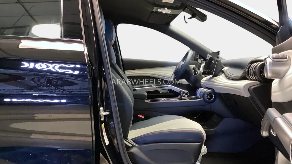 BYD ATTO 3 2025 for Sale in Sharjah Image-28