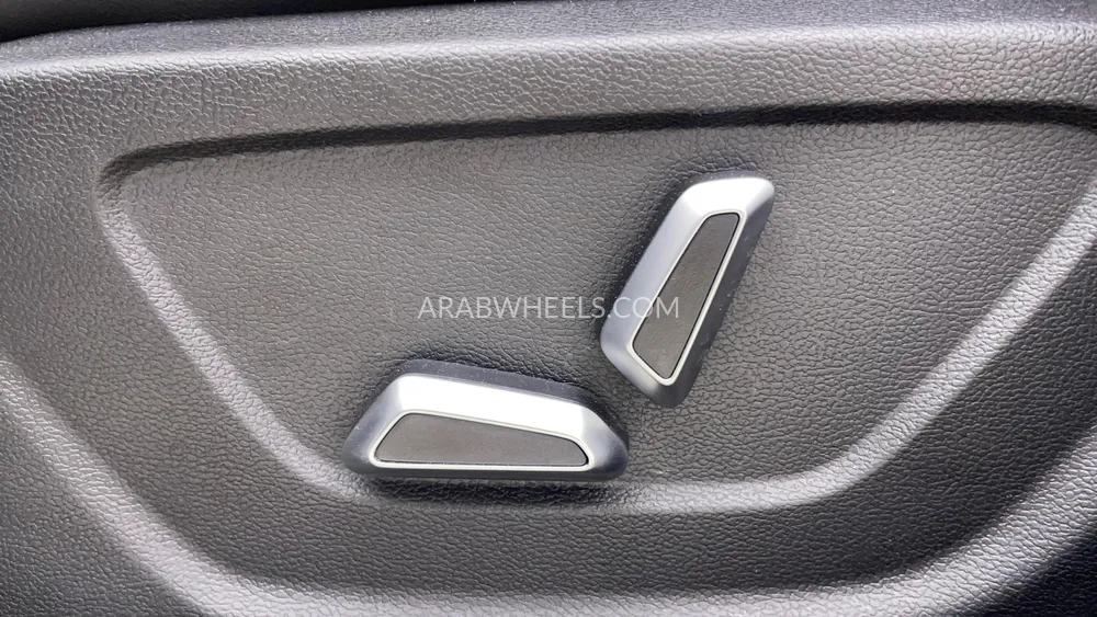 Geely Coolray 2025 for Sale in Dubai Image-24