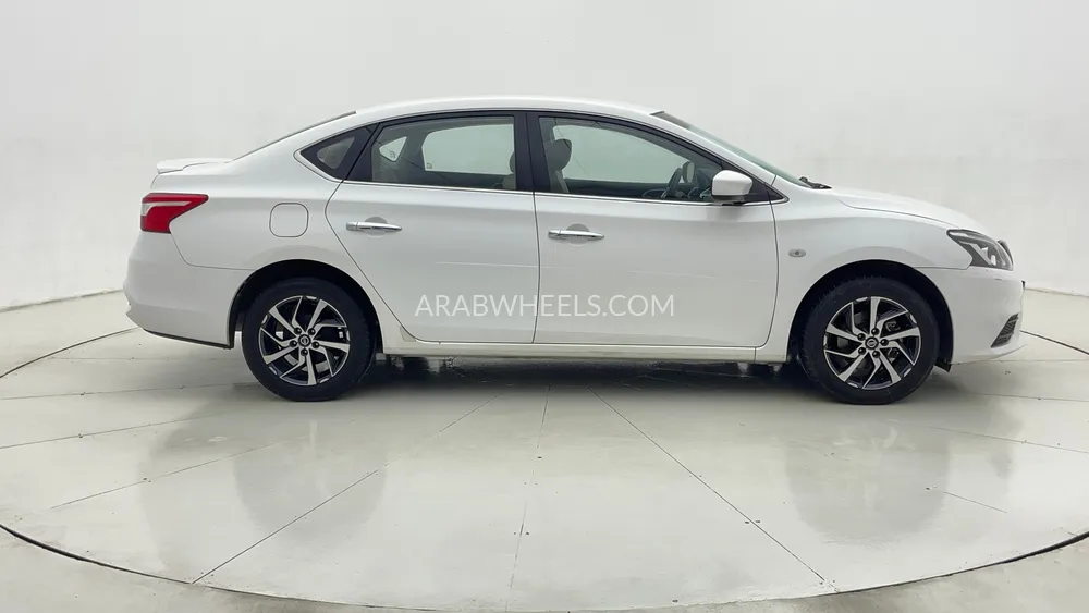 نيسان سنترا 2021 for Sale in دبي Image-2