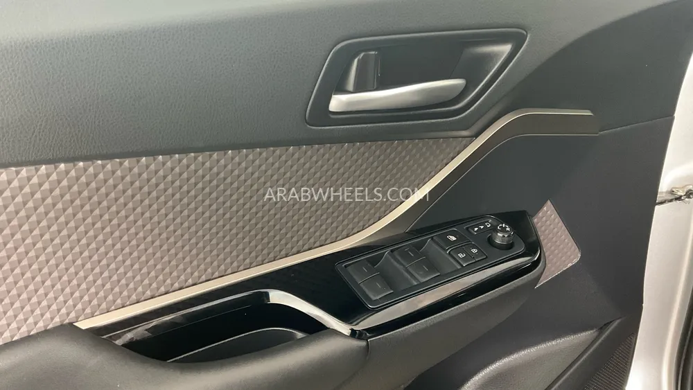 Toyota C-HR 2022 for Sale in Sharjah Image-25