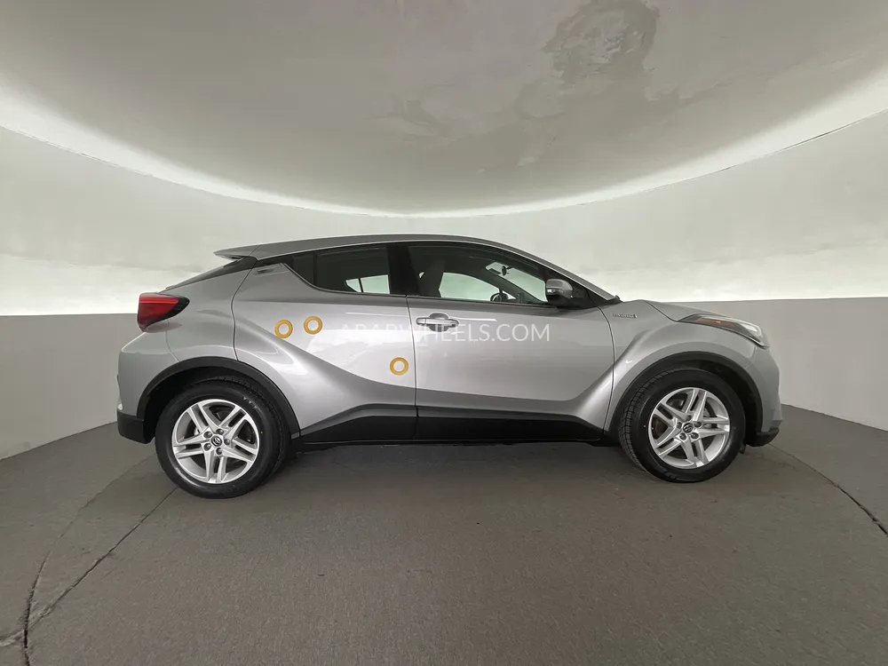 Toyota C-HR 2022 for Sale in Sharjah Image-31