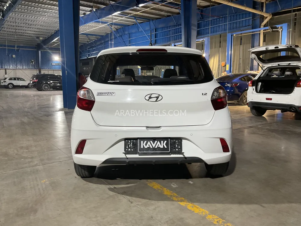 Hyundai Grand i10 2021 for Sale in Dubai Image-5