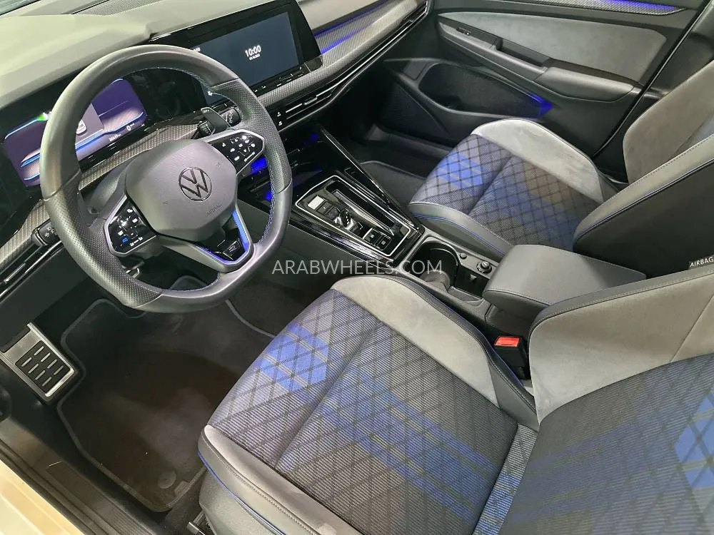 Volkswagen Golf R 2024 for Sale in Dubai Image-11