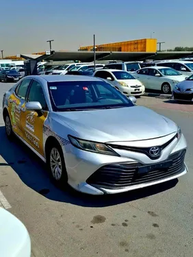 Toyota Camry 2.5L Hybrid XLE 2020